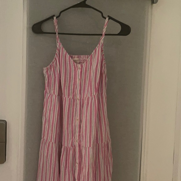 3/$30 Universal Thread Pink Stripped dress 💕 - Picture 3 of 7